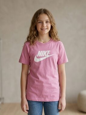 BNWT Nike Youth L Pink Sportswear Tee Shirt Short Sleeve Graphic Logo Athletic